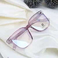 عینک طبی شیشه ای رنگ بندی کامل معاینه اپتومتریست