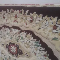 دو عدد پشتی.  برای پذیرایی خیلی تمیز وعالی