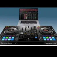 خانوم جوان جهت همکاری دیجی لطفا شرایط رو بخونید