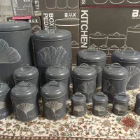 ظروف اشپز خانه 15تیکه و جارو برقی