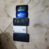 5 گوشی قدیمی و نیازمند تعمیر