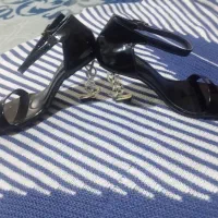 فروشی|کیف، کفش، کمربند|سراوان, |دیوار