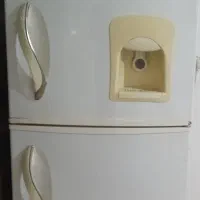 یخچال فریزر نیکسان در حد نو