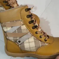 بوت|کیف، کفش، کمربند|نیشابور, گنبد سبز|دیوار