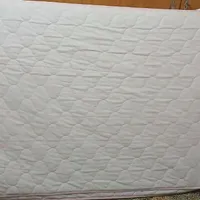 تخت چوبی یک نفره بزرگ با تشک|تخت و سرویس خواب|شاهین‌شهر, فردوسی|دیوار