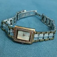 ساعت الگانس اصل|ساعت|ری, شهادت|دیوار