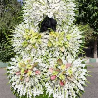 تاج گل ترحیم ختم عمده|عمده‌فروشی|تهران, جوادیه|دیوار