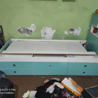 تخت یک نفری