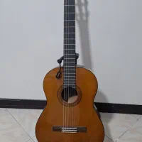 گیتار یاماها C40
