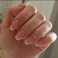 کاشت وترمیم ناخن