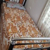 تخت تک نفره با تشک فنری رویال