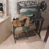 چرخ کیف کفش دوزی بطر چرم سینگر سینجر عتیقه|چرخ خیاطی و ریسندگی|تهران, اختیاریه|دیوار