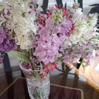 دو مدل گل زیبا مصنوعی|گل مصنوعی|تهران, نارمک|دیوار