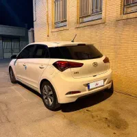 هیوندا i20