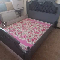 تخت دونفره