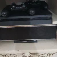 ps4.    یک ترا اسلیم با دوسته اصلی