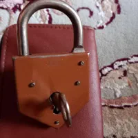 قفل و کلید قدیمی|کلکسیون اشیاء عتیقه|تهران, بهاران|دیوار
