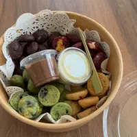 کوکی و دونات و‌کیک با بهترین قیمت و کیفیت