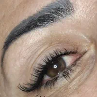 اکستنشن مژه . لیفت ابرو