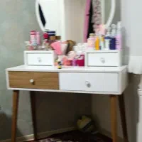 آینه دراور تمیز و نو