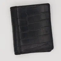 یک کیف پول مشکی گمشده