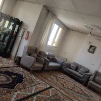 خانه اجاره ای|اجارهٔ خانه و ویلا|قم, دروازه چوبی|دیوار