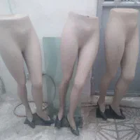 ۷ عدد مانکن نیم تنه زنانه ومیزمانکن