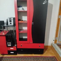 کمد و میز تحریر