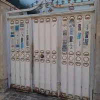 درب حیاط ماشین رو درب اهنی
