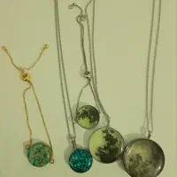 رزین گردنبند گیر سر بوکمارک