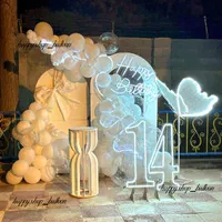 تم‌عروسک باربی سیندرلا مسی رونالدو بادکنک آرایی|اسباب‌‌بازی|اصفهان, ارغوانیه|دیوار