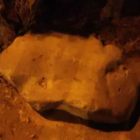 سنگ صاف زیبا مناسب نشستن