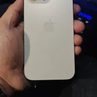 گوشی آیفون ۱۶ پرومکس در حد نو