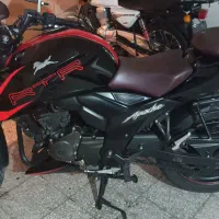 اپاچی مشکی ۲۰۰ در حد