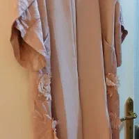 تعدادی لباس وکفش مجلسی