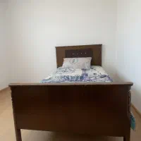 تخت تک‌نفره