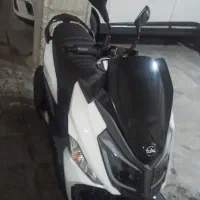 موتور j200 سفید و مشکی ۱۴۰۴ با لوازم