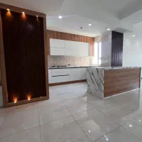 ۱۱۴متر ۲خواب  فول امکانات  چسبیده به دریاچه