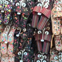 دمپایی سنتی زنانه