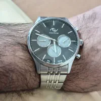 ساعت سه موتور فعال