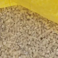 برنج نیم دانه عنبربو درجه یک خالص