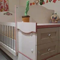 تخت نوزاد و نوجوان