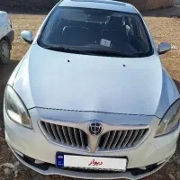 برلیانس ۳۳۰