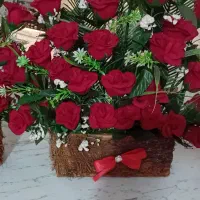 سبد گل زیبا در حد نو