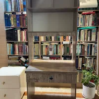 کتابخانه و میز تحریر با تخفیف خوب