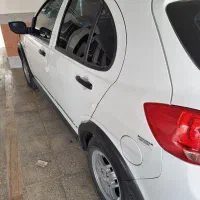 کوییکRسفیدومشکی بارینگ آلومینیومی ومانیتور|خودرو سواری و وانت|ملایر, |دیوار