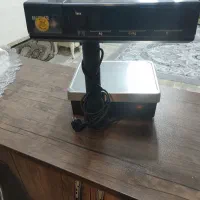 ترازوی دیجیتالی عتیقه المانی|فروشگاه و مغازه|همدان, |دیوار