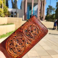 کیف پول دستی