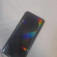 سامسونگ Galaxy A50 با حافظهٔ ۱۲۸ گیگابایت