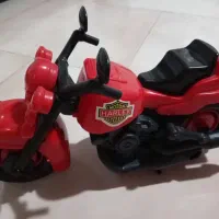 اسباب بازی|اسباب‌‌بازی|رباط‌کریم, رباط‌کریم|دیوار